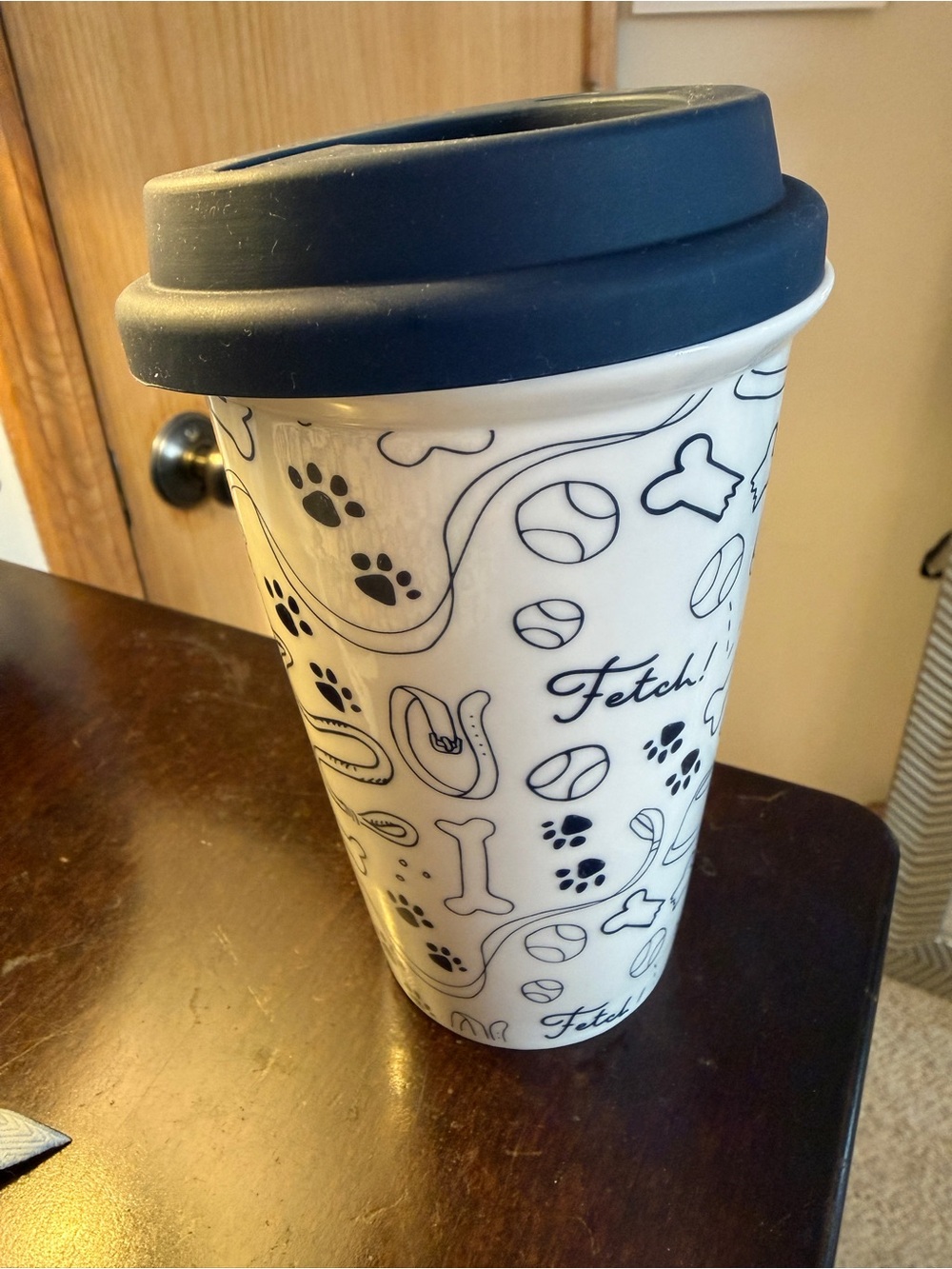 Dog Paw Print Travel Mug with Black Lid - Unbranded